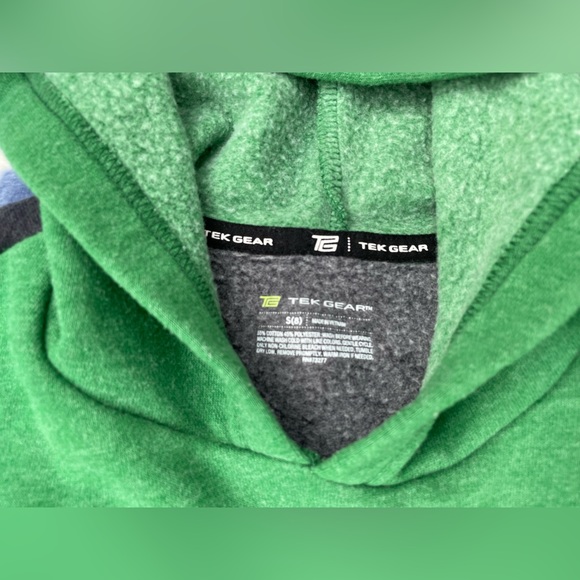 Youth Size Small Super Soft Tek Gear Color Block Hoodie - Picture 2 of 4